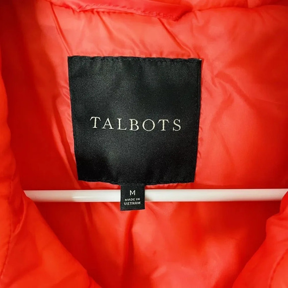 Talbots Down Quilted Puffer Vest Sz M Salmon Pink Womens Sleeveless Zip Pockets - Picture 3 of 11